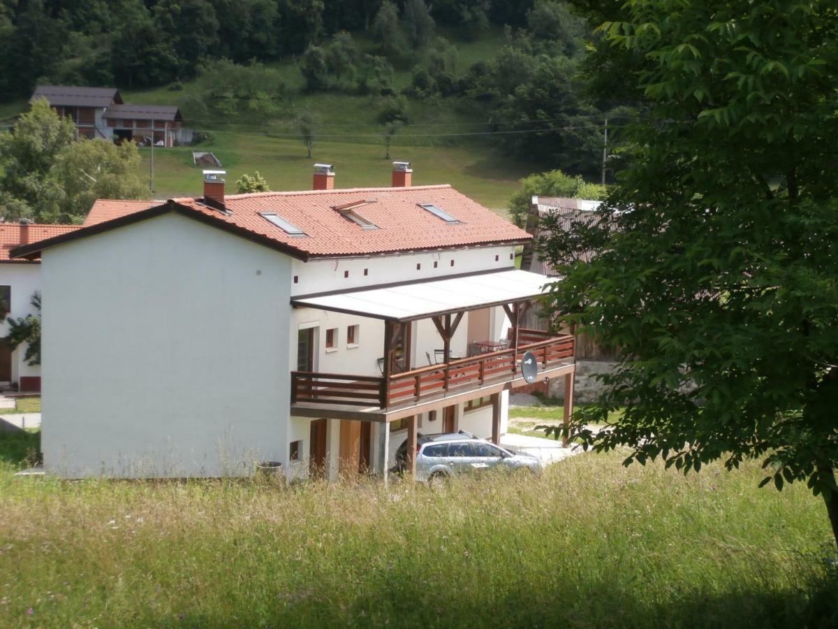 Apartma Ana Dreznica Kobarid Buitenkant foto